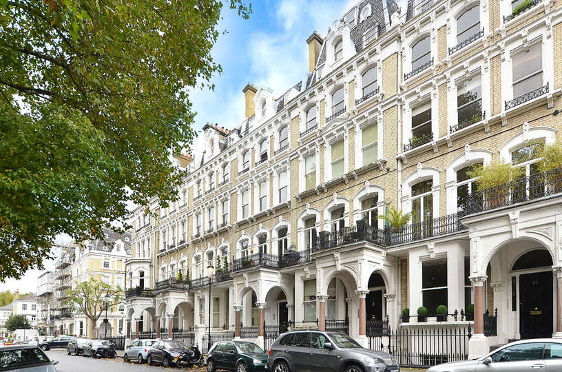 REDCLIFFE SQUARE, CHELSEA, SW10